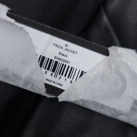 STEVE MADDEN Faux-Leather Frida Smocked Waist Jacket Black Size Medium - Picture 5 of 10